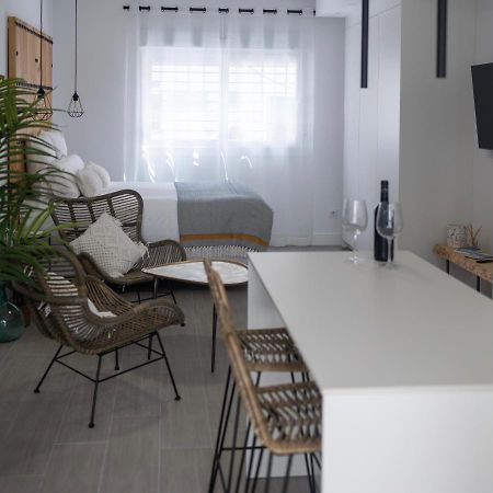 Lovely Suites Tarifa, Estudio A Estrenar En El Centro Y Muy Cerca De La Playa Buitenkant foto